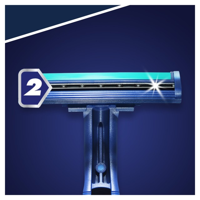 Gillette Blue 2 Plus disposable razors 8-pack, UK version