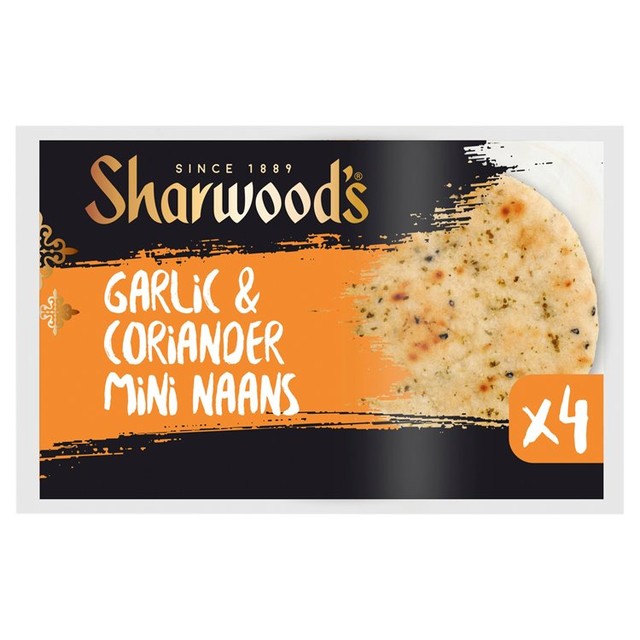 Sharwood's Garlic and Coriander Mini Naan Breads 4 Pack (British brand)