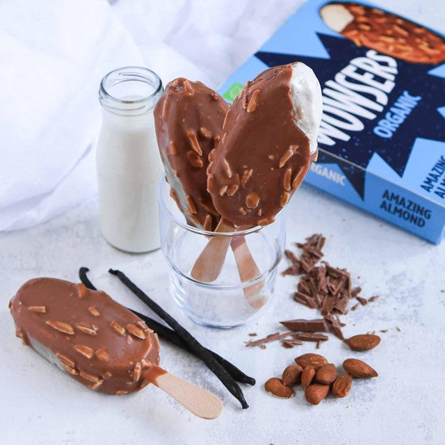 Wowsers organic vanilla ice cream lollies with milk chocolate and almonds 3x110ml (British brand)