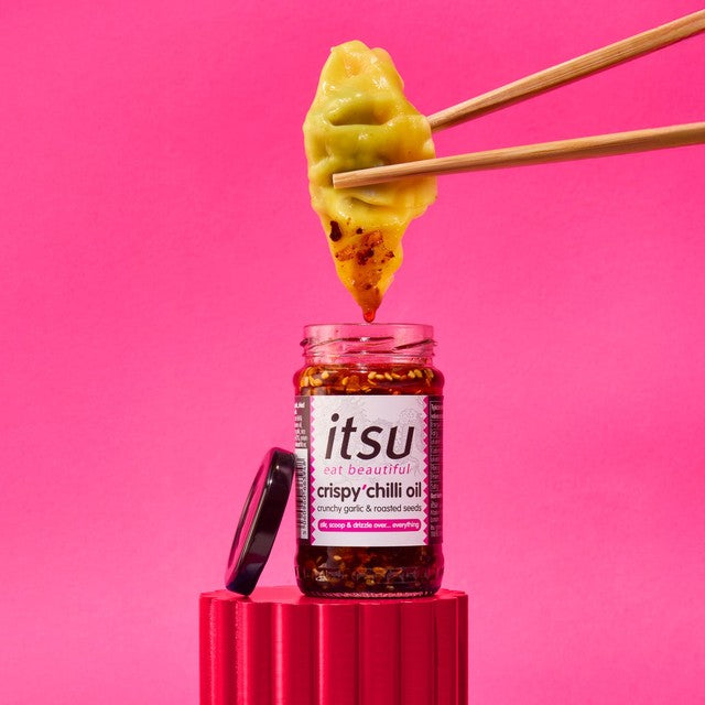 Itsu crispy chilli oil 100g, UK version