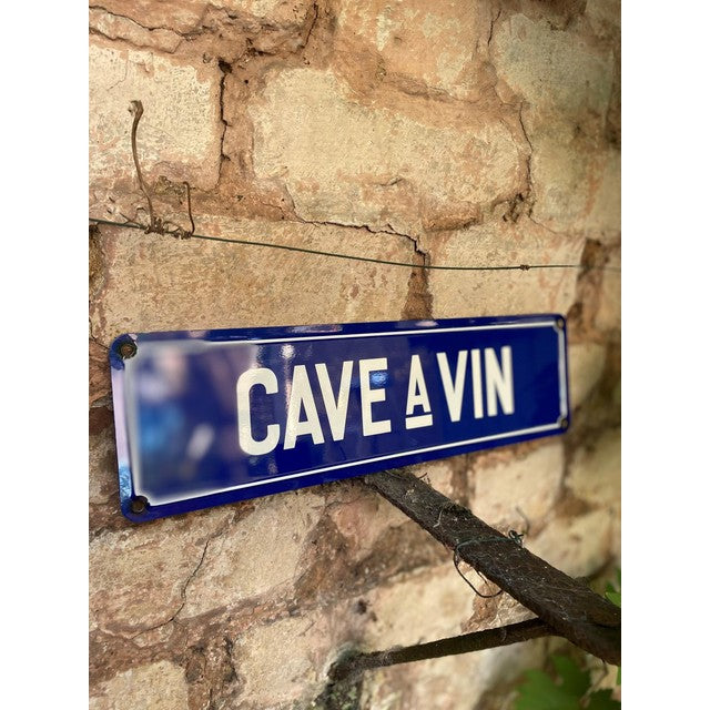 Vintage Marque Wooden Box with La Villette Pinot Noir Cave a Vin