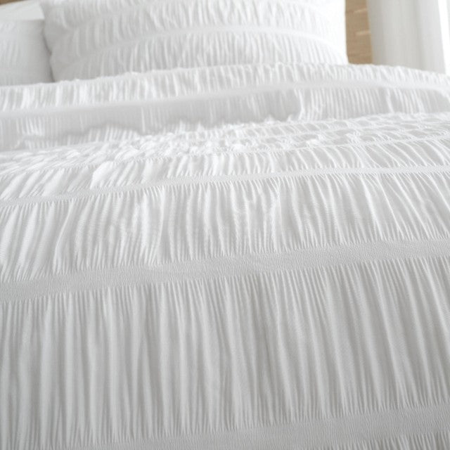 Catherine Lansfield white Super King duvet set - British product