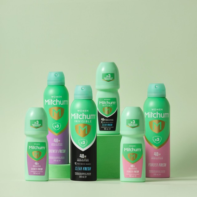 Mitchum Powder Fresh Anti-Perspirant Deodorant Roll-On 100ml, imported from the UK