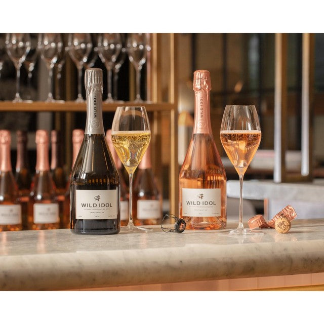 Wild Idol alcohol-free sparkling white wine 75cl (British brand)