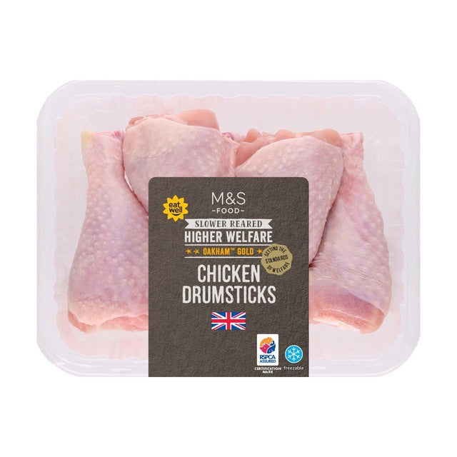M&S Oakham Gold chicken drumsticks 600g, imported from the UK