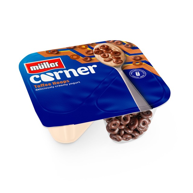 Muller Corner toffee yogurt with chocolate hoops 124g, imported from the UK