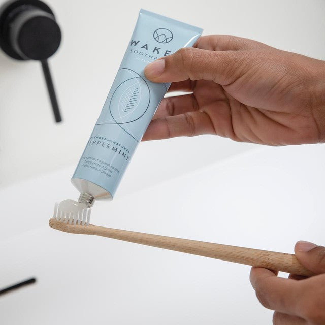 Waken bamboo toothbrush blue (British brand)