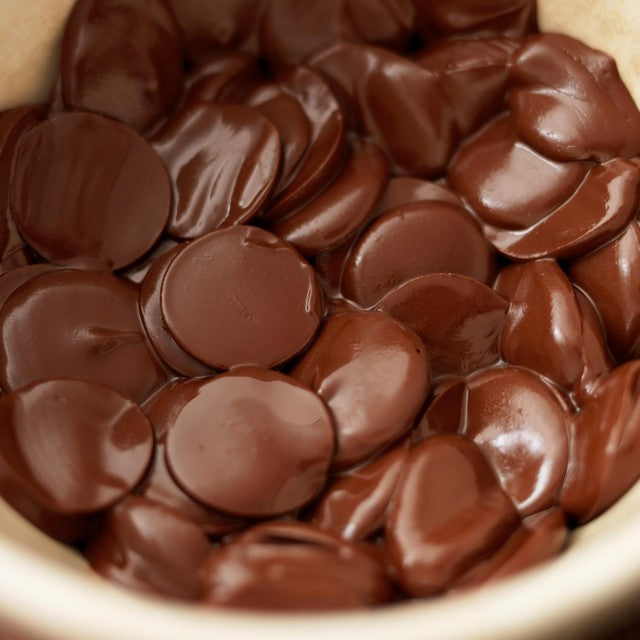 Willies Cacao Rio Caribe 72% dark chocolate drops 150g (British brand)