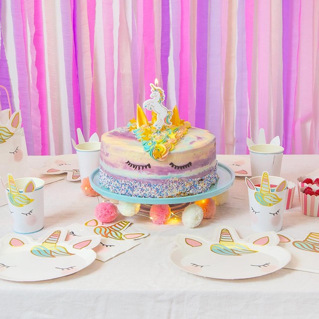 Talking Tables unicorn birthday cake candle (British brand)