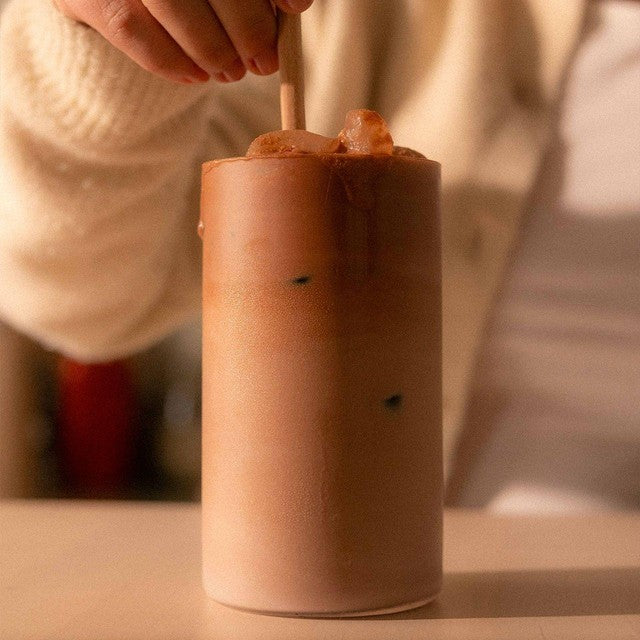 Knoops 34% Milk Hot Chocolate Flakes Tube