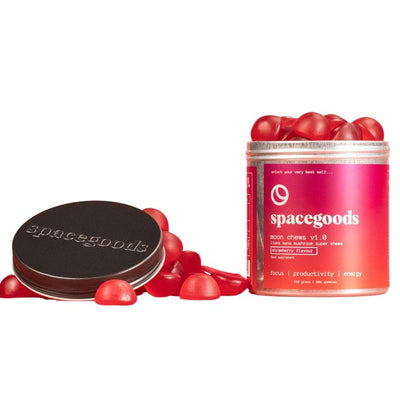 SPACEGOODS Focus Lions Mane Mushroom Moon Chews Strawberry Flavour Gummy Supplements