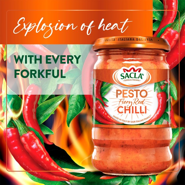 Sacla Fiery Red Chilli Pesto 190g Jar (British brand)