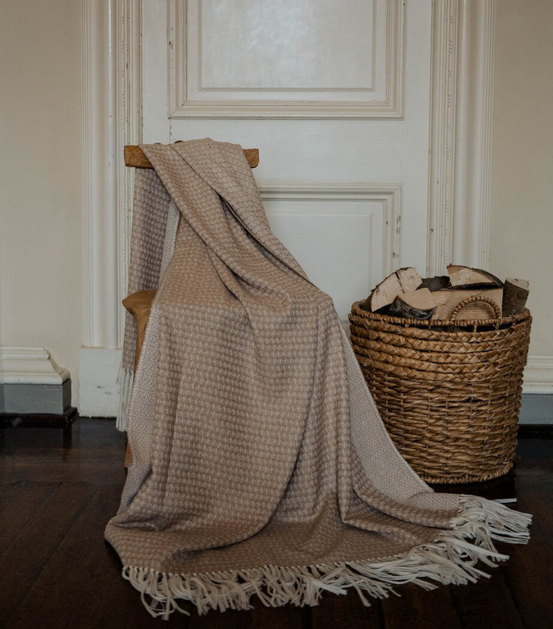 Araminta Campbell Alpaca-Blend Willow Throw (150cm x 230cm)
