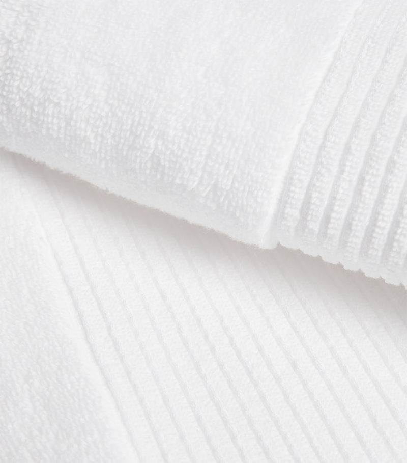 Harrods of London organic cotton bath towel 70cm x 140cm, UK version