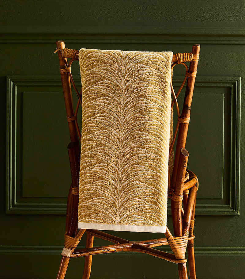 Yves Delorme Pollen Hand Towel (55cm x 100cm)