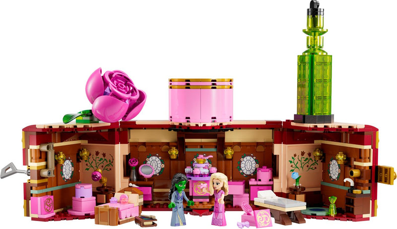 LEGO Wicked Dormitory Building Set 740 Pieces, UK version
