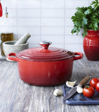 Le Creuset round casserole dish 24cm, UK version