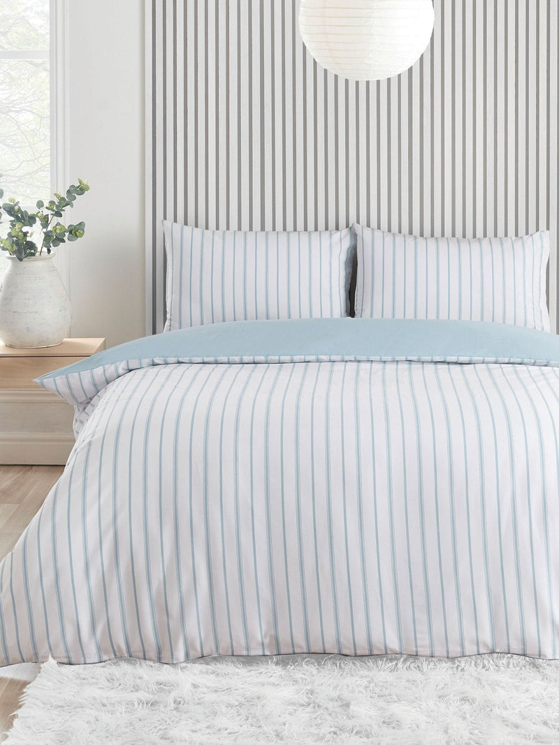 Catherine Lansfield Blue Meadowsweet floral reversible duvet cover set - British product