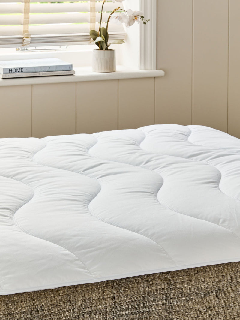 White Temperature Regulating Deep Filled Mattress Protector