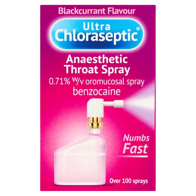 Ultra Chloraseptic Anaesthetic Throat Spray Blackcurrant 15ml GOODS M&S