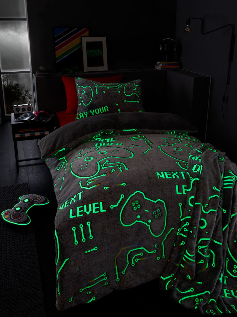 Catherine Lansfield Black Game Over Glow in the Dark Fleece Duvet Cover Set - British product