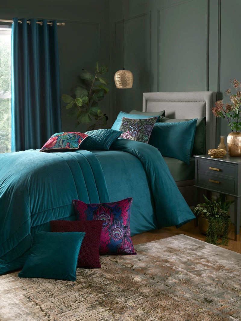 Laurence Llewelyn-Bowen teal Montrose velvet duvet cover set, UK version