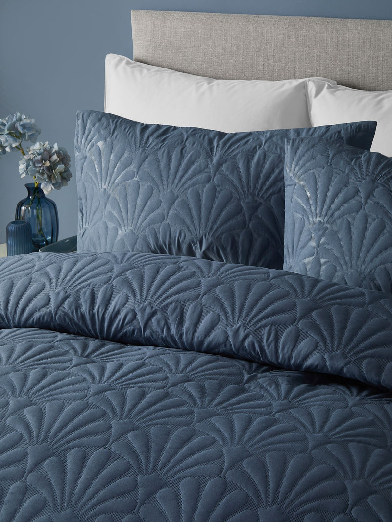 Serene dark blue cavali quilted duvet cover set (British brand)