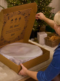 Dibor Personalised Christmas Wreath 35cm, imported from the UK