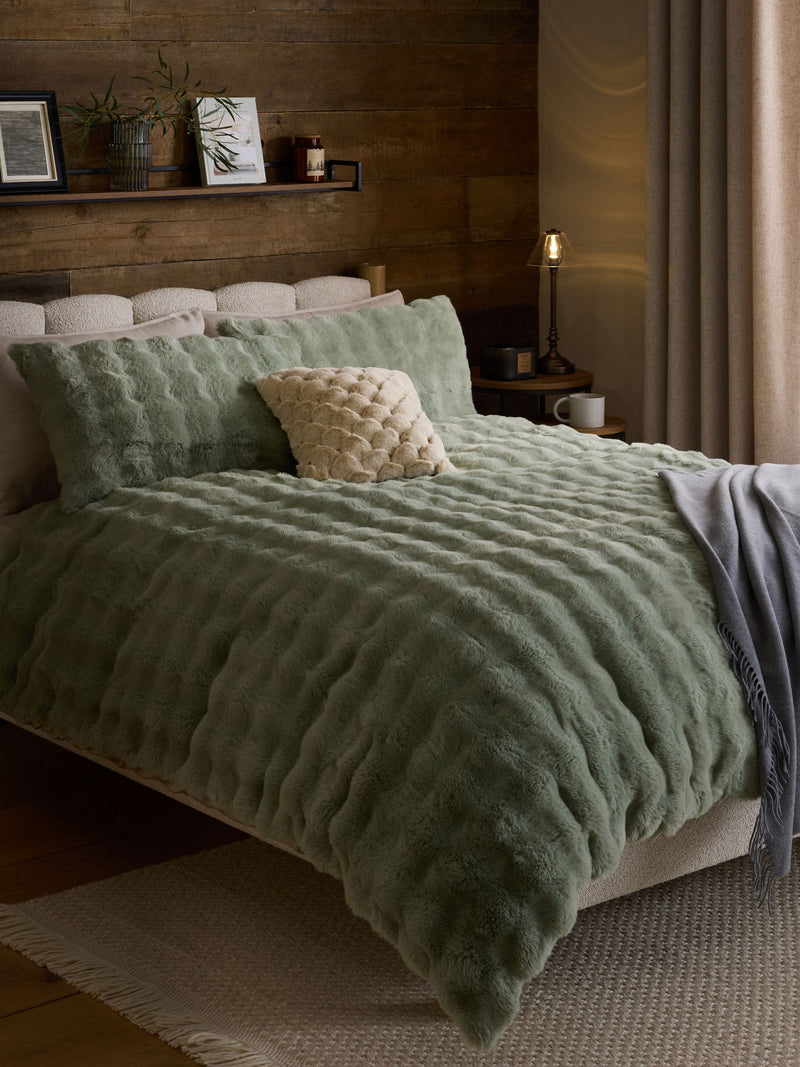 Green Aspen Faux Fur Duvet Cover and Pillowcase Set