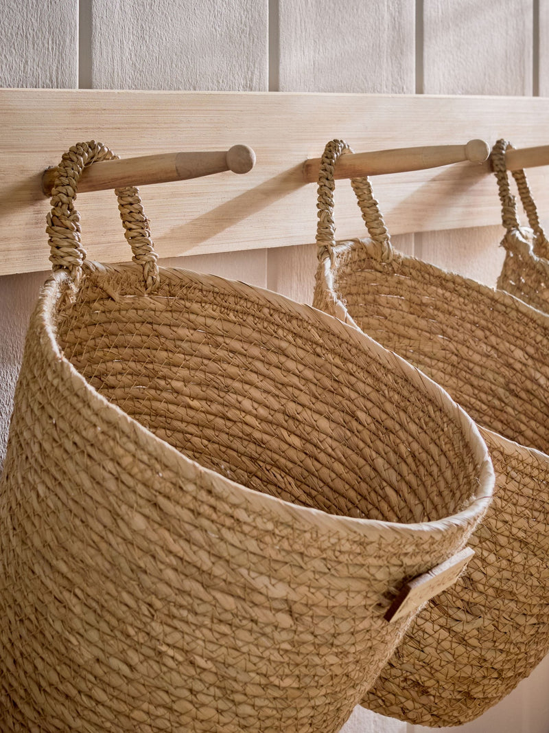 Set of 3 Natural Hanging Baskets and Wall Hooks