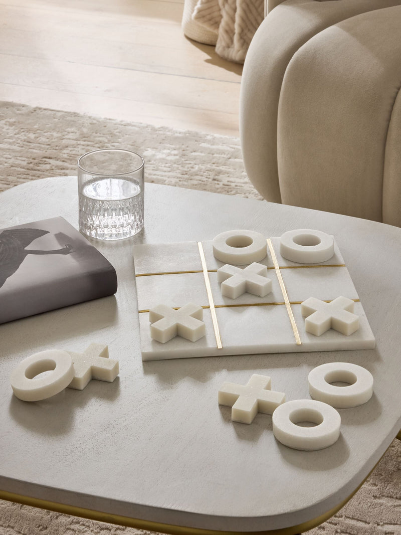 White/Gold Noughts And Crosses Game