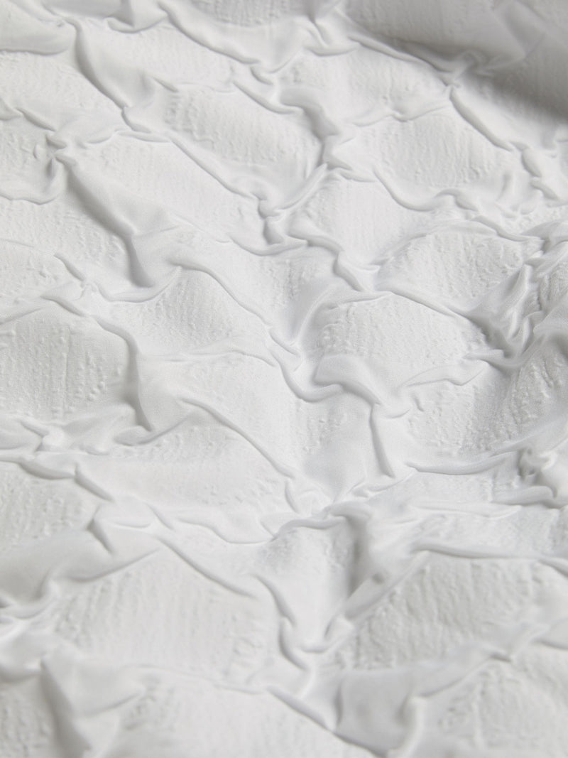 White textured embossed duvet cover and pillowcase set (British brand)