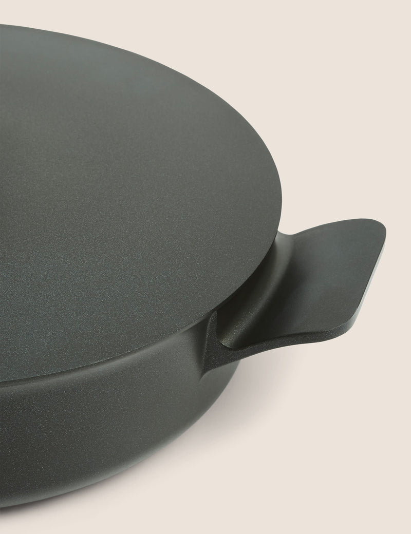 Cast aluminium casserole dish 4.5L - British product