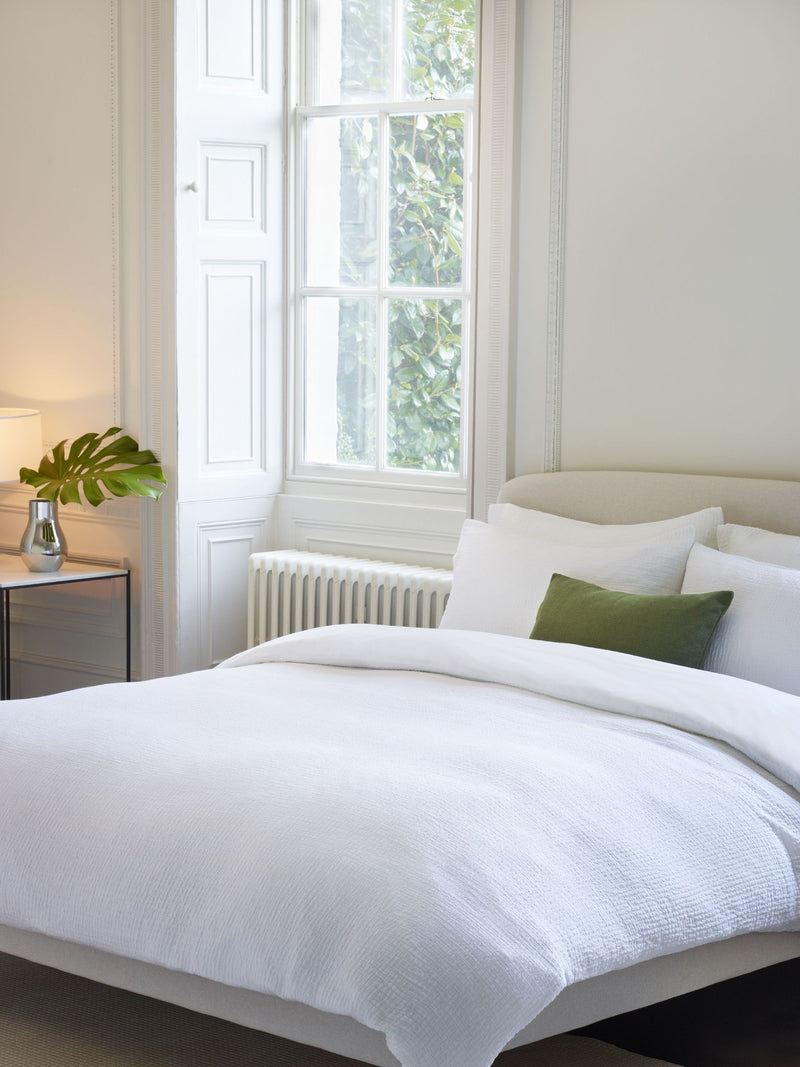 Jasper Conran London duvet cover set in white dobby weave cotton, UK version