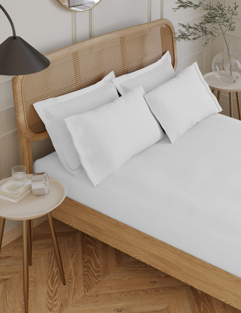 230 thread count Egyptian cotton fitted sheet for 25cm deep mattresses - British product