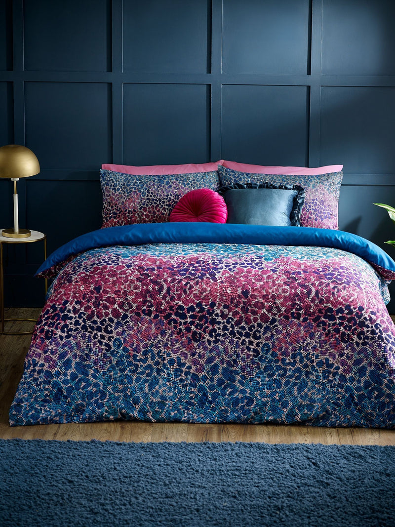 Catherine Lansfield teal satin animal print non-iron duvet cover set - British product