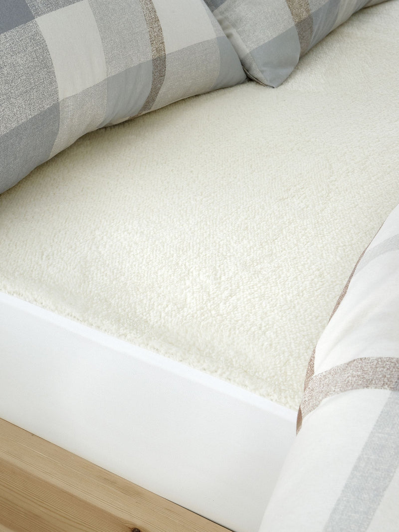 Catherine Lansfield cream thermal fleece under blanket fitted sheet - British product