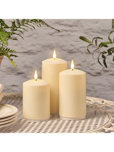 Lights4fun Set of 3 TruGlow Rechargeable Pillar Candles (15, 12.5, 10cm)