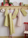 Land & Shore double oven gloves with multi oak leaf print, UK version
