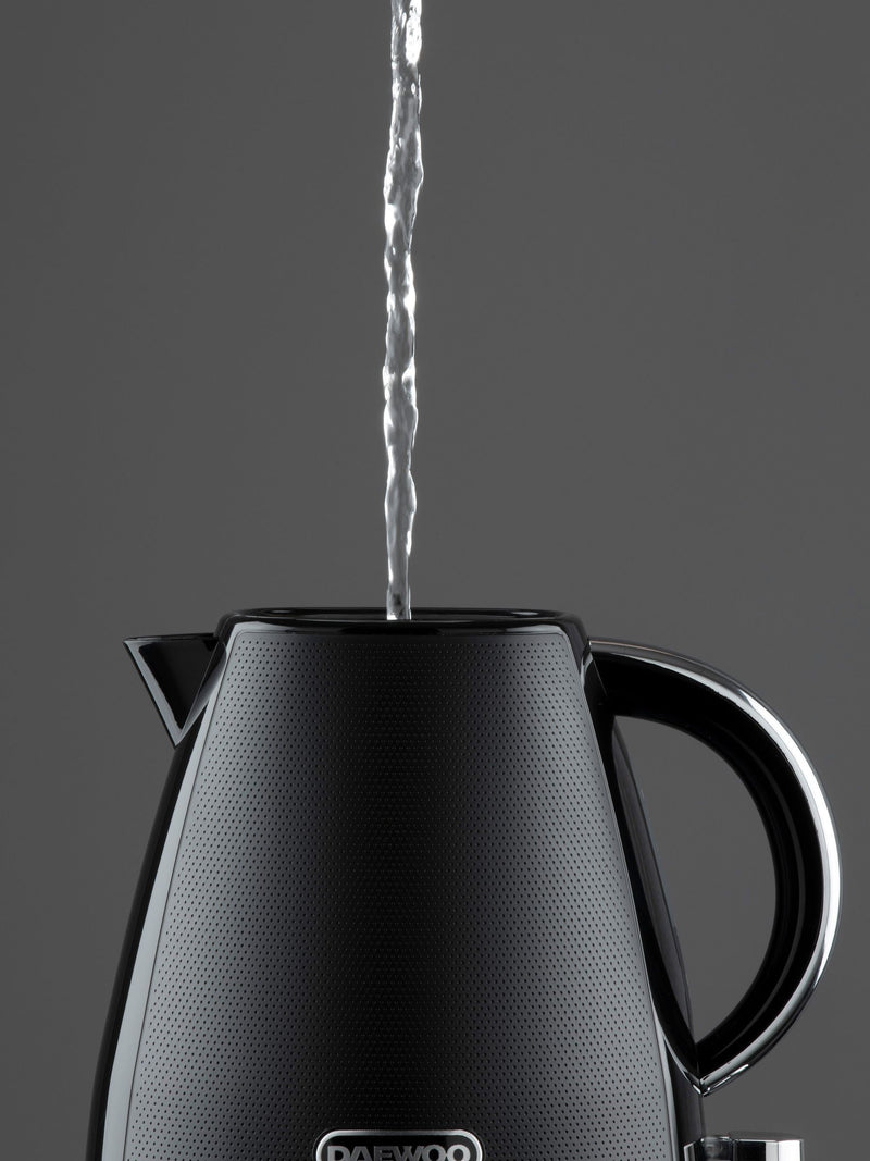 Daewoo Black Stirling 1.7L 3Kw Pyramid Kettle