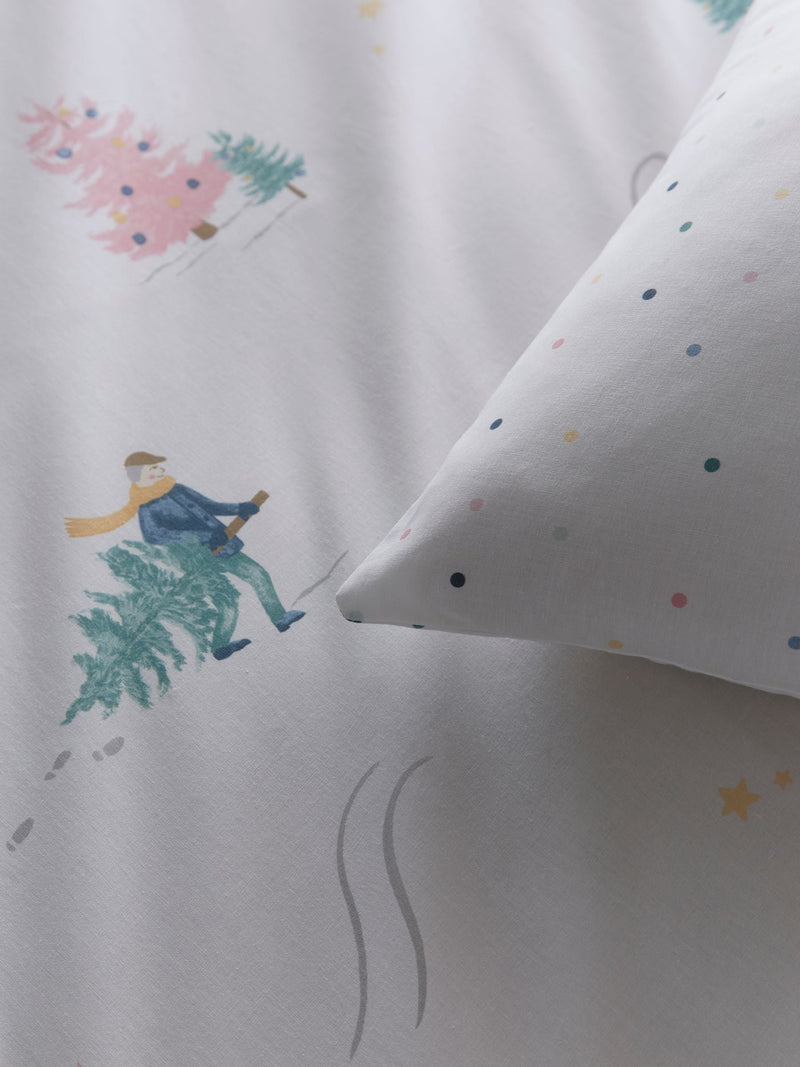 Fusion White Frosty Skier Christmas Duvet Cover Set - British product