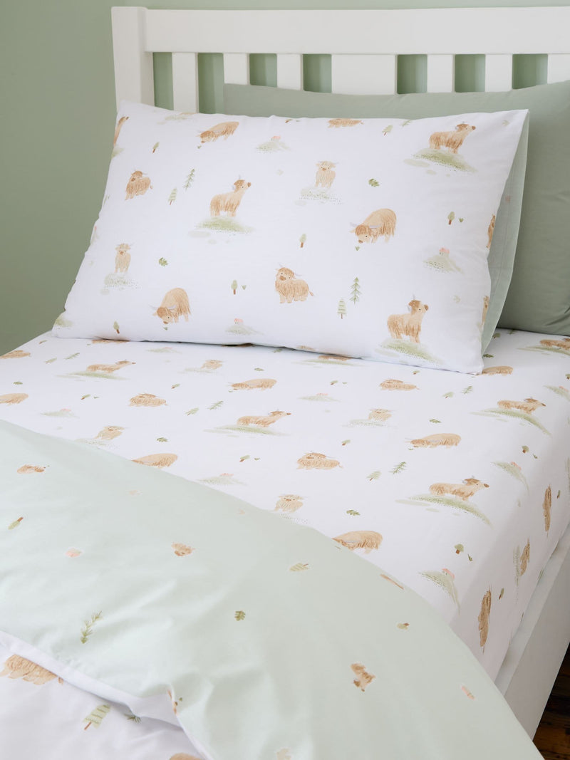 Bianca White Mini Moo Cow fitted sheet - British product