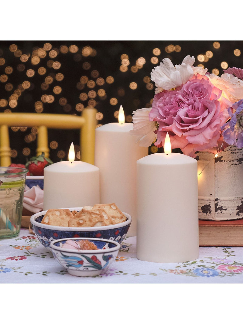 Lights4fun TruGlow outdoor LED candle trio 15cm, UK version