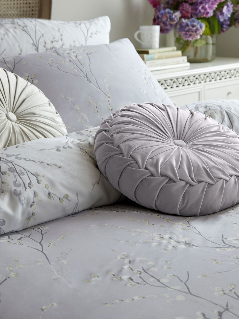 Laura Ashley purple lavender reversible sateen pussy willow duvet cover and pillowcase set, UK version