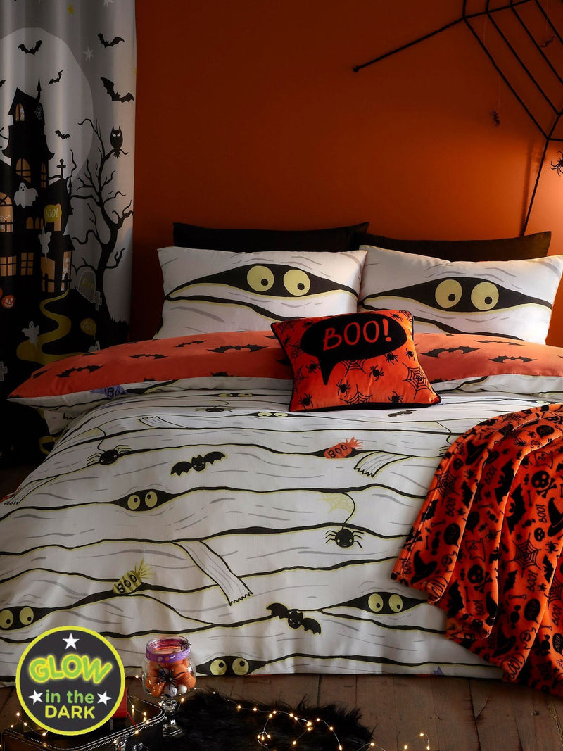 Bedlam White Mummy Glow in the Dark Duvet Cover Set - British product