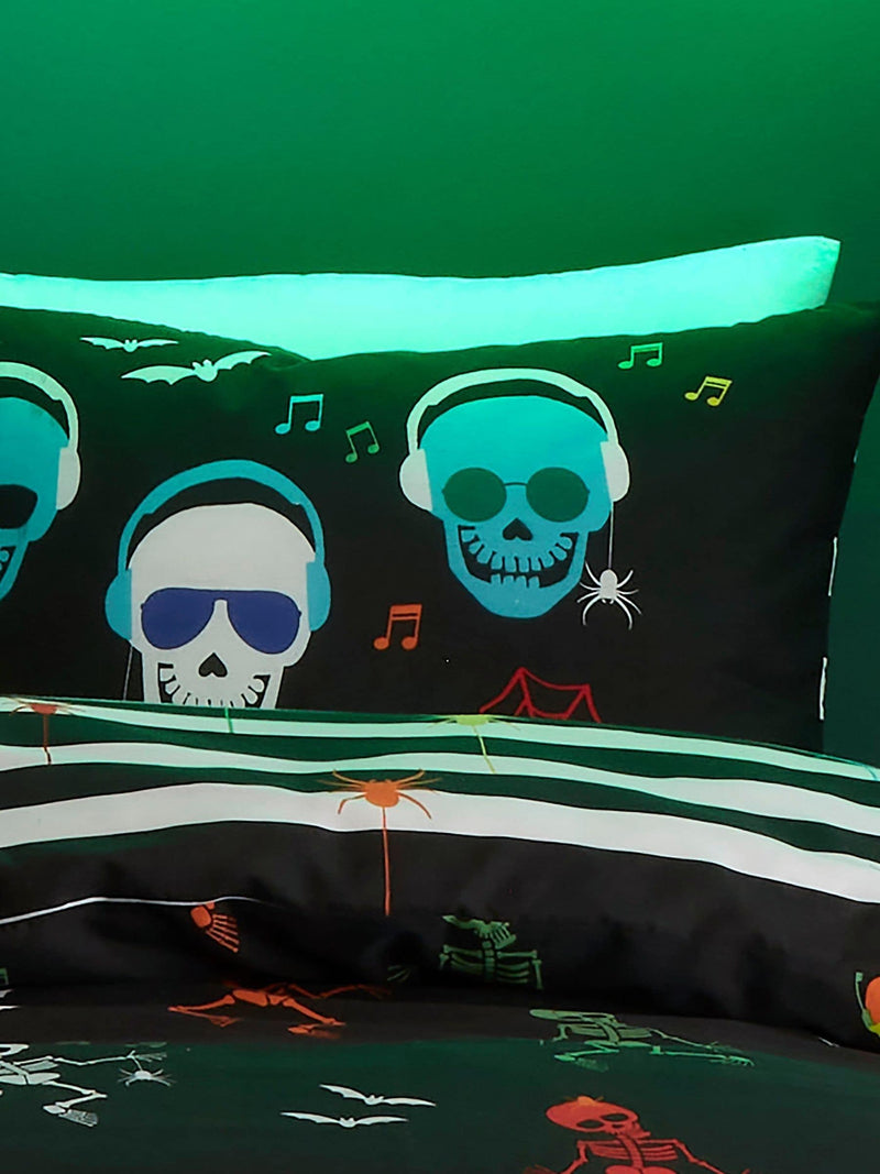 Bedlam dancing skeletons duvet cover glow in the dark - British product