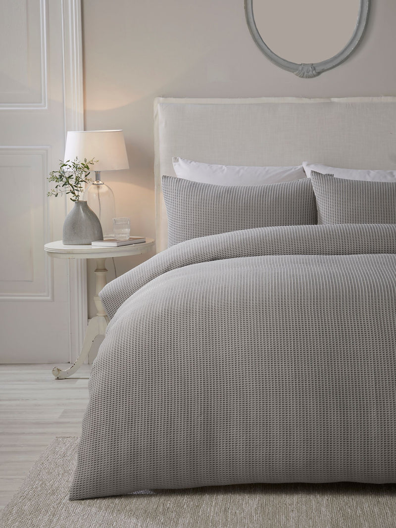 Serene Lindly silver textured duvet cover set (British brand)