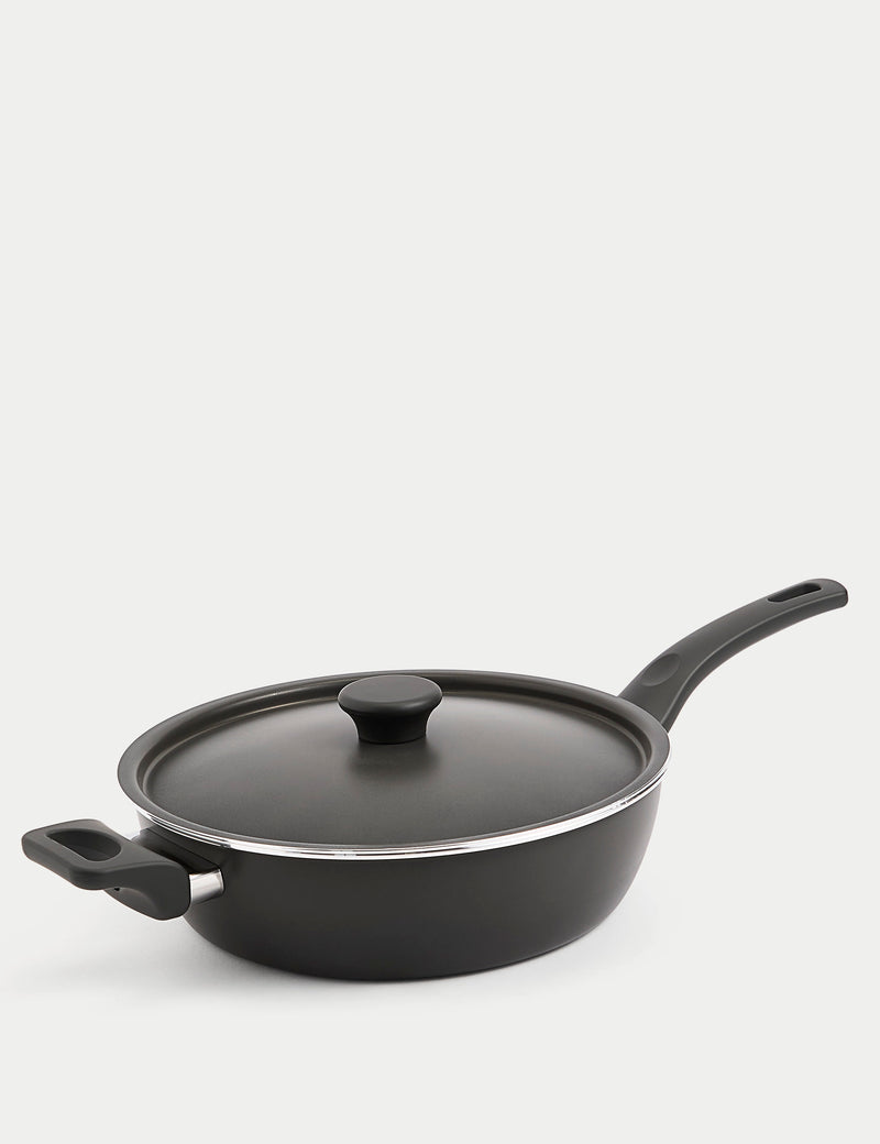 28cm all-in-one saucepan with steamer basket - British product