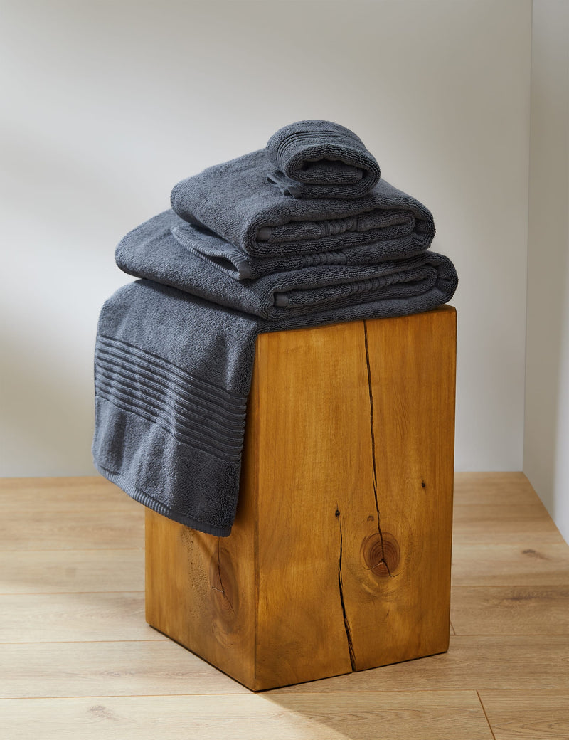 Plush Egyptian cotton bath towel, imported from the UK