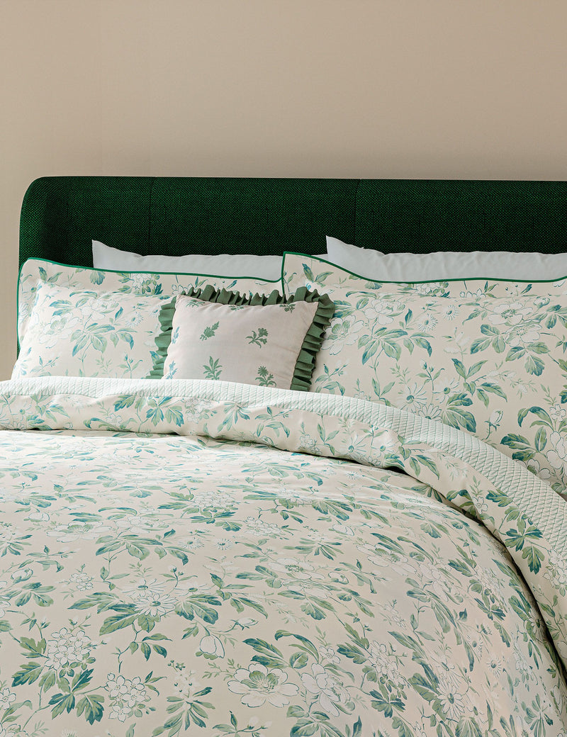 V&A Briar Bloom bedding set, imported from the UK